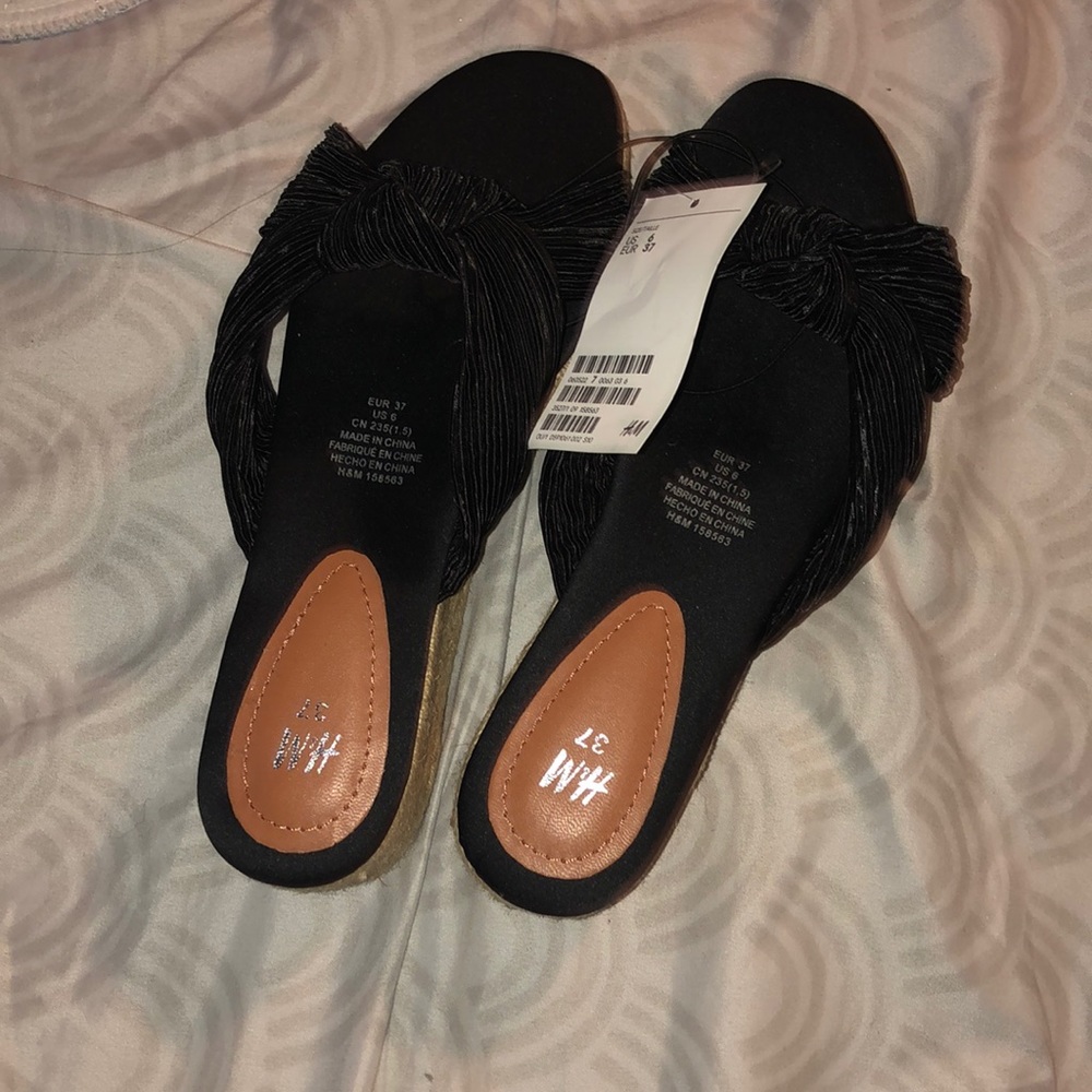 H&M black espadrille platform sandals size 6